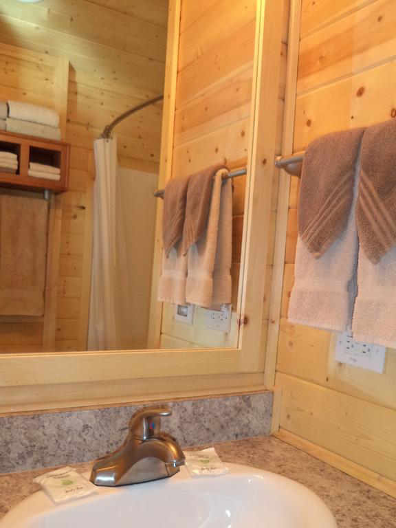 Palm Springs Camping Resort Cabin 3 Palm Desert Extérieur photo